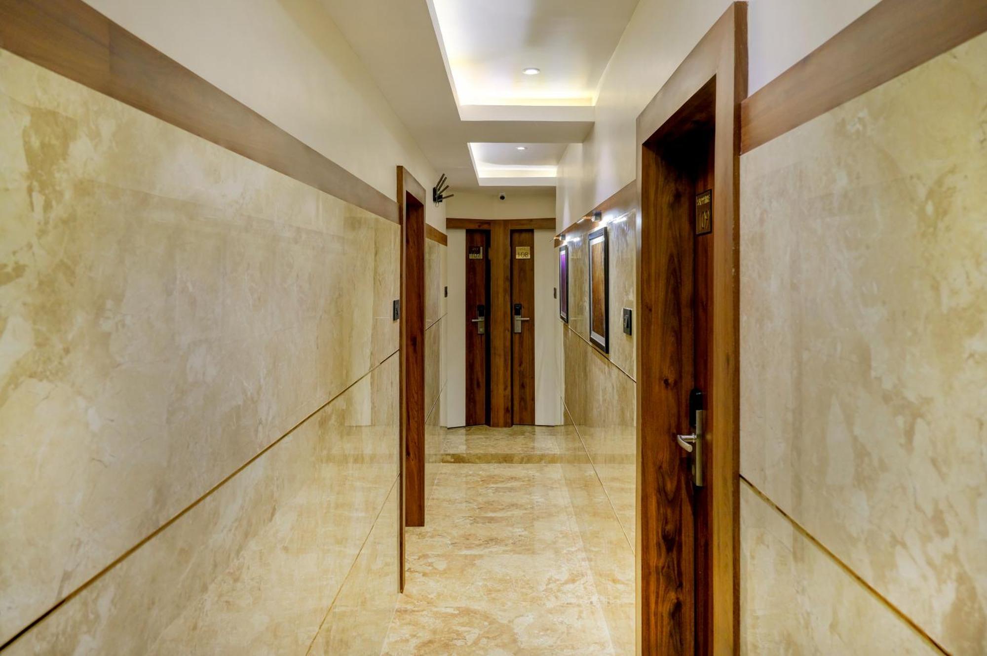 Metropolis Business Hotel 파나지 외부 사진