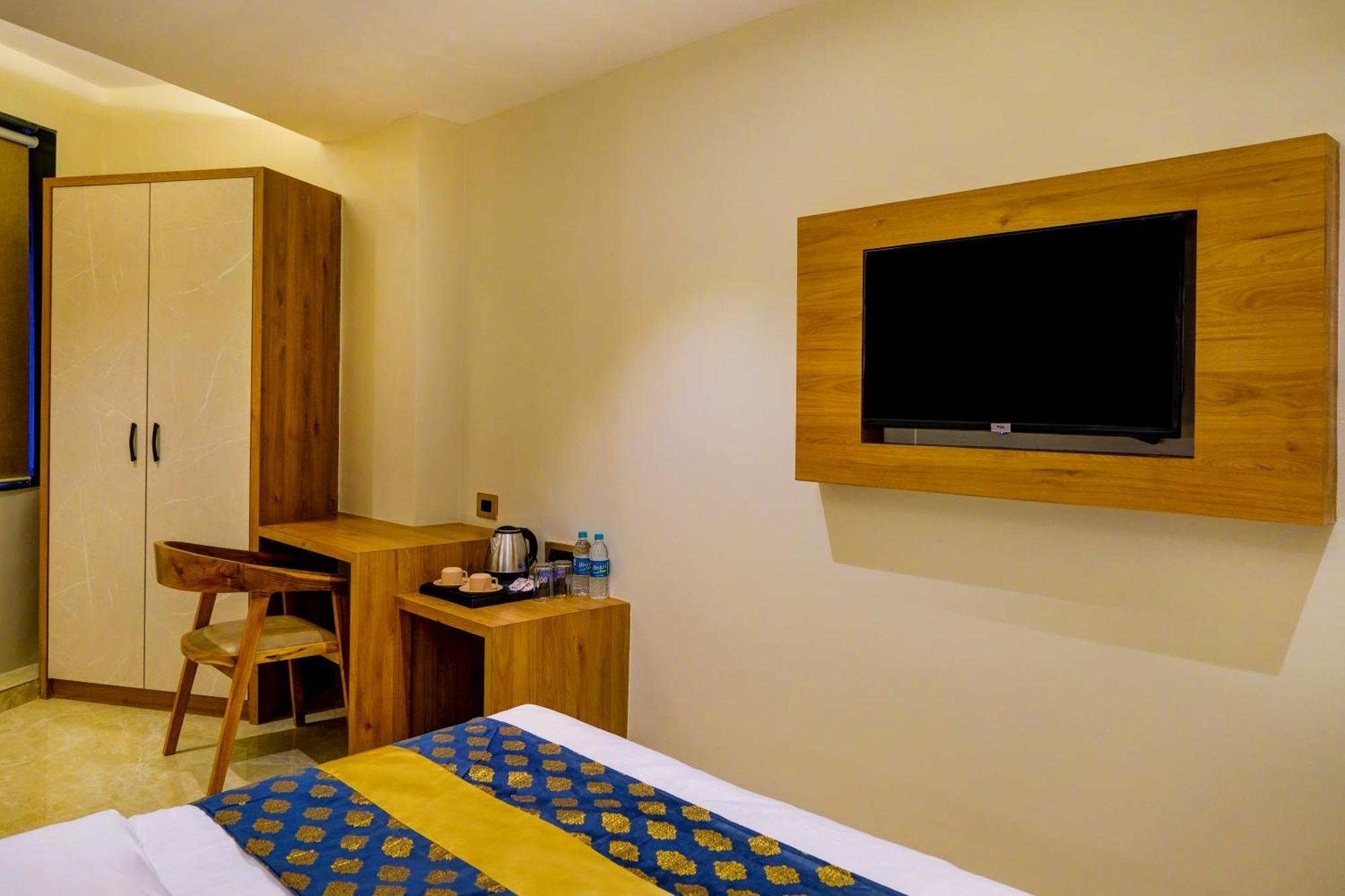 Metropolis Business Hotel 파나지 외부 사진