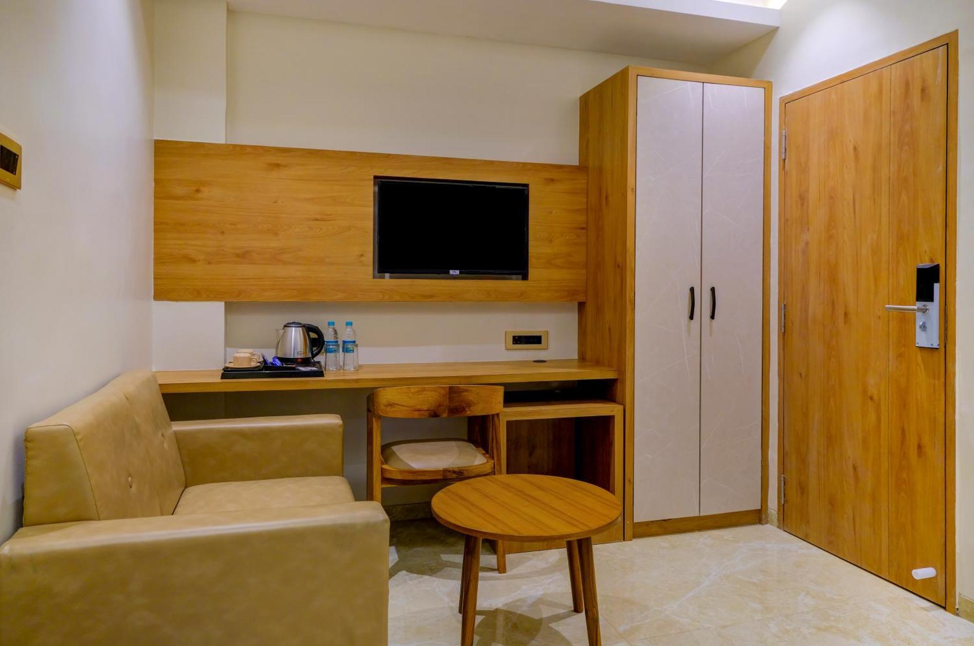 Metropolis Business Hotel 파나지 외부 사진