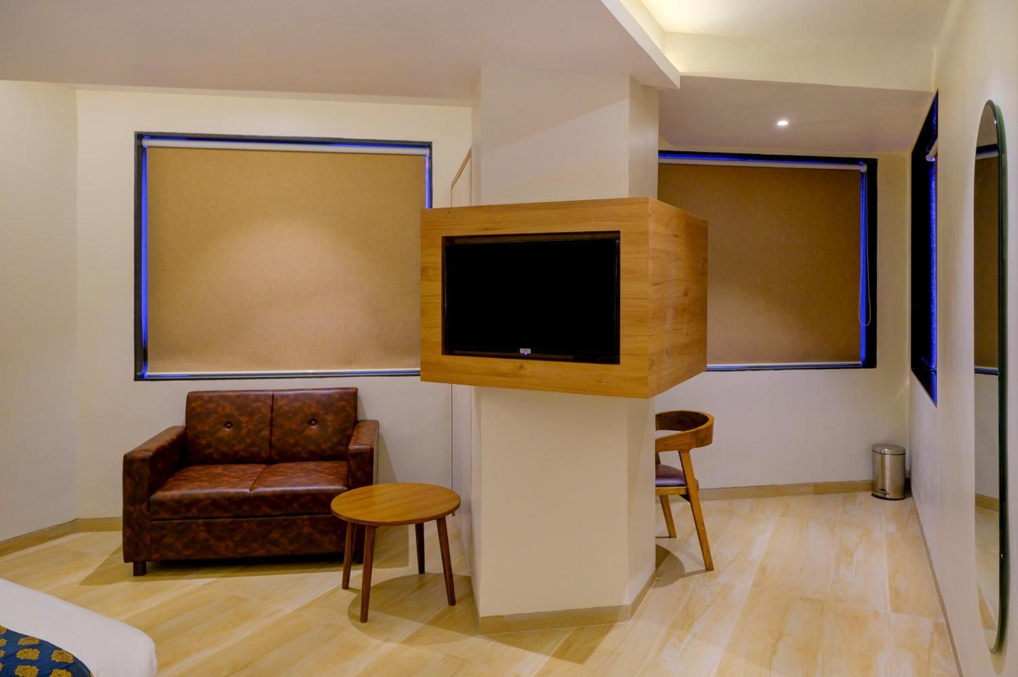 Metropolis Business Hotel 파나지 외부 사진